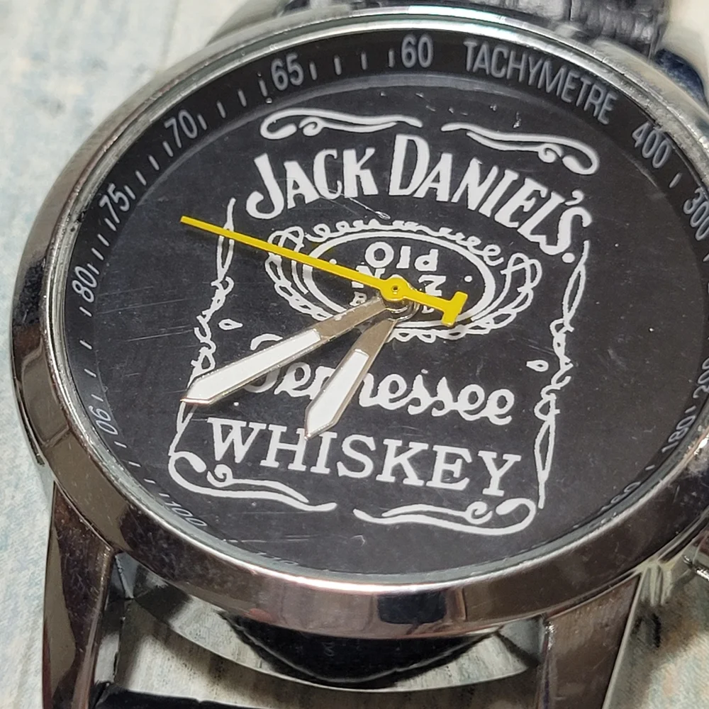Jack Daniel's Analog Watch. - Picture 6 of 7